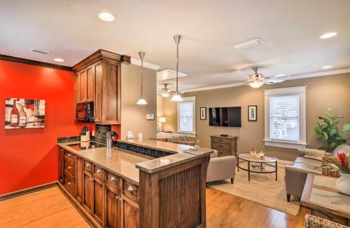 Historic Hyde Park North Apartment | Hyde Park Luxury Studio with Prime Location!