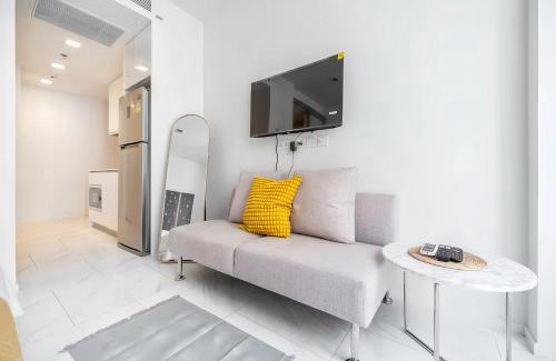 Nana Apartment | Hyde Sukhumvit 11 Bangkok