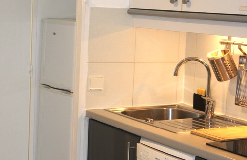 Giens Apartment | HYERES - Air-conditioned apartment - Plage de la Badine - feet in the water