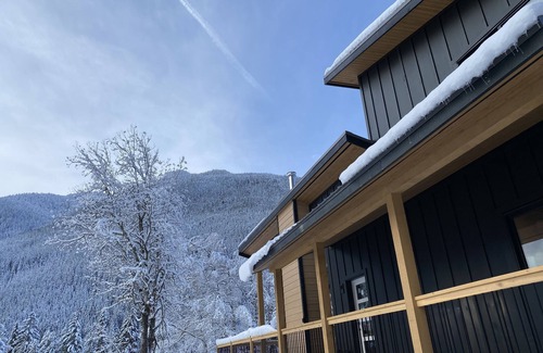 Hope Cabin | Hygge Hytte.Brand new cabin in Sunshine Valley BC