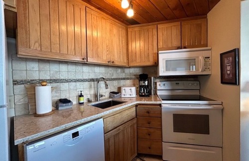 Tofte Condo | Hygge of Gull Harbor on the North Shore of Lake Superior