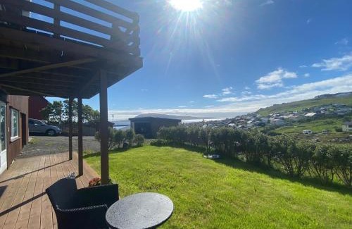 Torshavn Apartment | Hyggelig lejlighed ved åen - flot udsigt