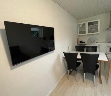Gadbjerg Apartment | Hyggelig og funktionel lejlighed