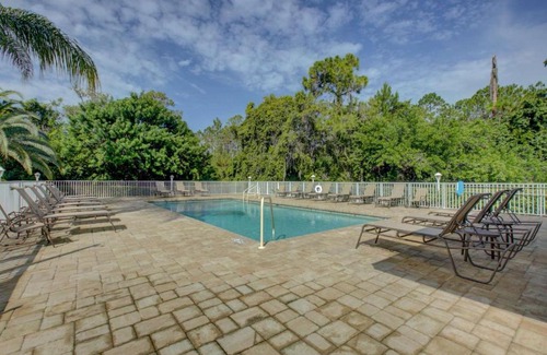 Sarasota House | Hyland Hills Ave