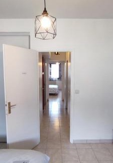 Agen Apartment | Hypercentre grand appartement lumineux 3 chambres parking