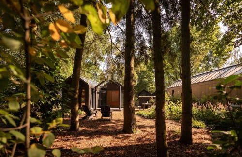 Municipality of Epe House | Hytte I Tiny house met zonnige bostuin
