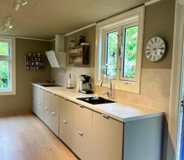 Flekkefjord House | Hytte ved sjøen på Andabeløy - Båt kan leies