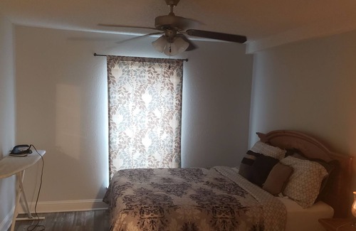 Grapevine House | I also like a peaceful stay away from home