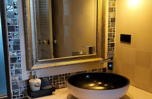 Phanat Nikhom Hotel | I-Destiny Gallery Resort