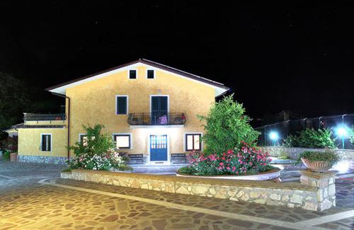 Tarano Hotel | I Due Melograni Agriresort