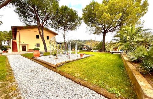 Lari Apartment | I Girasoli di Lari - Appartamento Indipendente 2 camere da letto