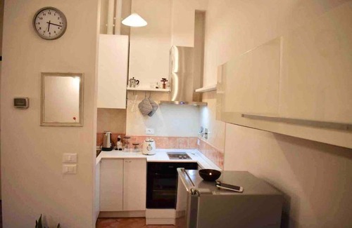 Isolotto Apartment | I NAVICELLAI TRAMWAY AND PARKING 8 MIN TO CENTER