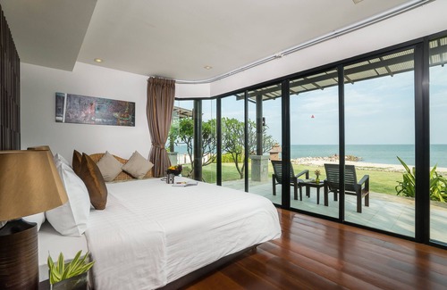 Laem Phak Bia Resort | i Tara Resort & Spa