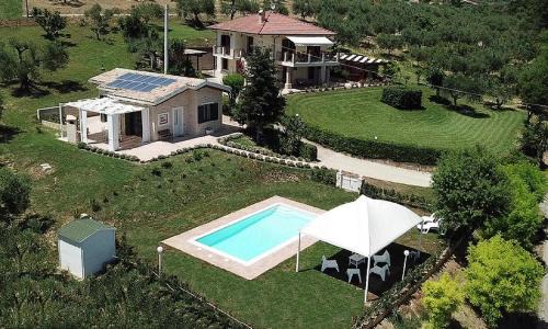 Citta Sant'Angelo Apartment | I Tre Laghi Countryhouse 14 posti letti Cottage 10 posti letti