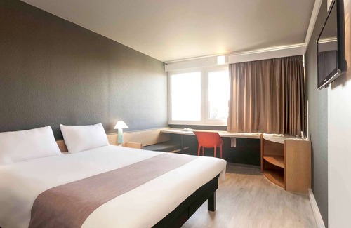 Centre Ville d'Ales Hotel | ibis Ales Centre Ville Hotel