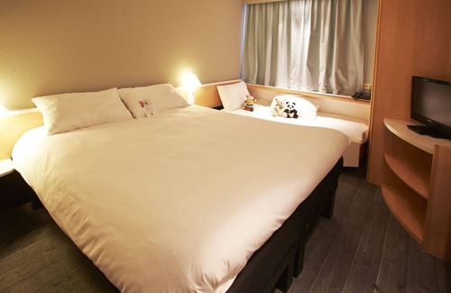 Auray Hotel | ibis Auray