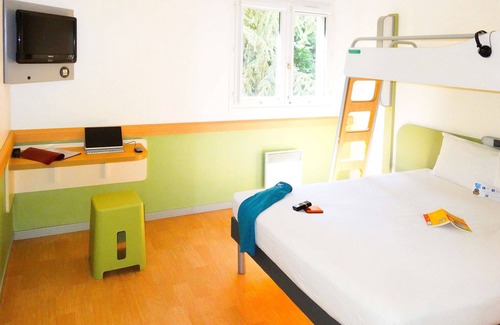 Saint-Thibault-des-Vignes Hotel | ibis budget Marne la Vallée