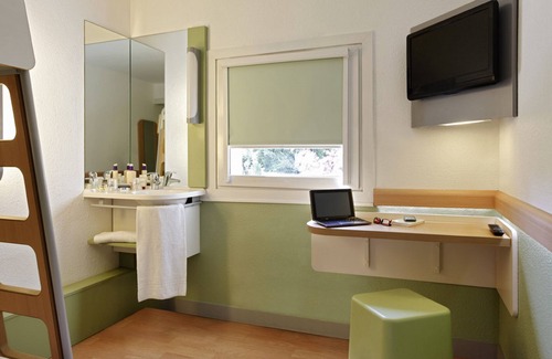 Chasseneuil-du-Poitou Hotel | Ibis Budget Poitiers Nord Futuroscope