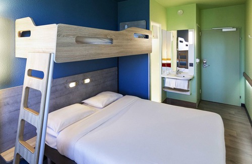 Vernier Hotel | ibis budget Geneve Aeroport