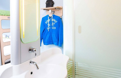Montceau-les-Mines Hotel | ibis budget Montceau-les-Mines