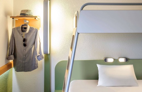 Montauban Hotel | ibis budget Montauban Les Chaumes