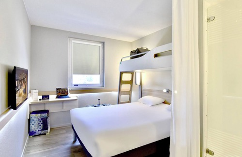 Reze Hotel | ibis budget Nantes Rezé Aéroport
