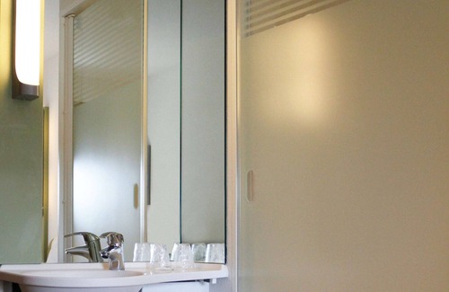 Poitiers Hotel | ibis budget Poitiers Centre Gare