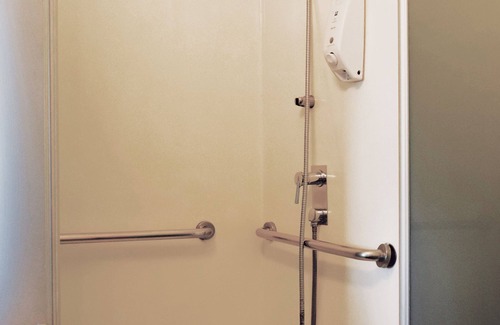 Semarang Hotel | Ibis Budget Semarang Tendean