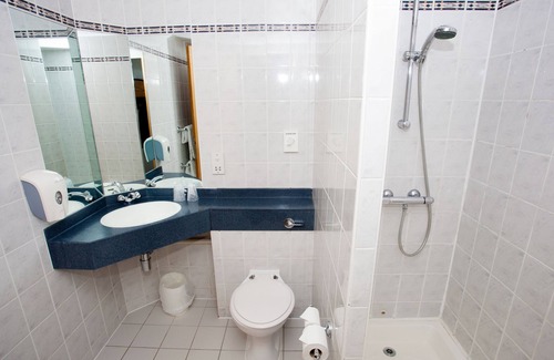 Pontprennau Hotel | ibis Cardiff Gate - International Business Park