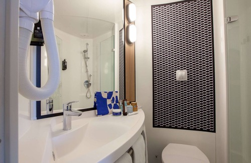 La Glacerie Hotel | ibis Cherbourg La Glacerie