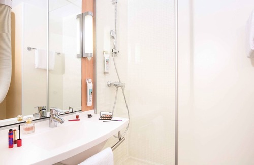 Creteil Hotel | ibis Créteil