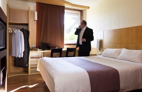 Strombeek-Bever Hotel | ibis Hotel Brussels Expo Atomium
