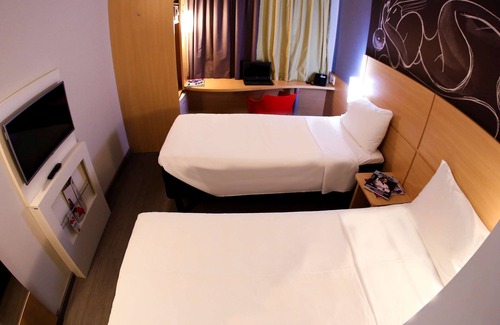 Bairro Epaminondas II Hotel | ibis Jatai