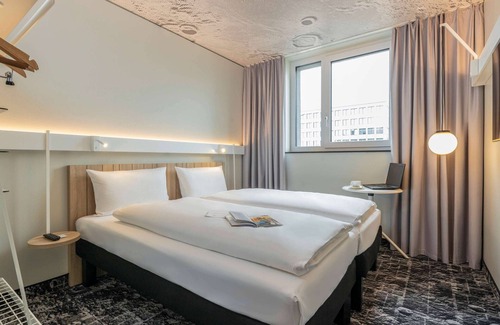 Findel Hotel | ibis Luxembourg Aéroport