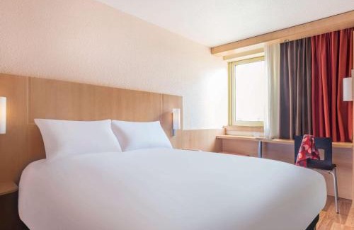 Madeleine-Champ de Mars Hotel | ibis Nantes Centre Gare Sud