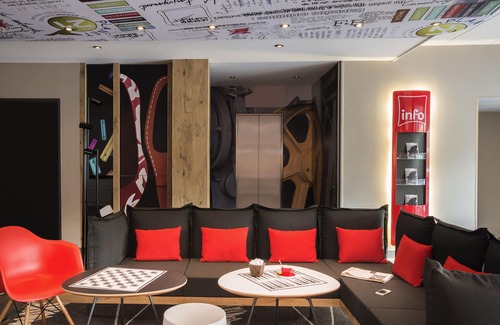 Madeleine-Champ de Mars Hotel | ibis Nantes Centre Gare Sud