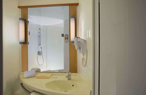 Aerocity Hotel | ibis New Delhi Aerocity Hotel