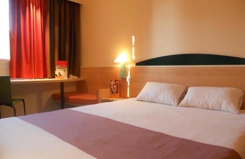 Salon-de-Provence Hotel | ibis Salon de Provence