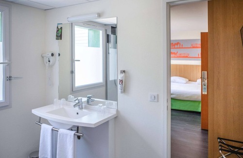 Bourbon-Lancy Hotel | ibis Styles Bourbon Lancy