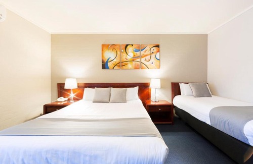 Narrabundah Hotel | ibis Styles Canberra