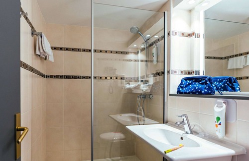 Douai Hotel | ibis Styles Douai Gare Gayant Expo