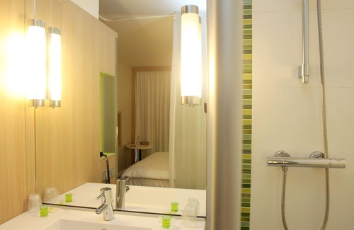 Reze Hotel | ibis Styles Nantes Rezé Aéroport