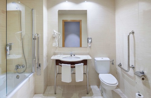 Noain Hotel | ibis Styles Pamplona Noain