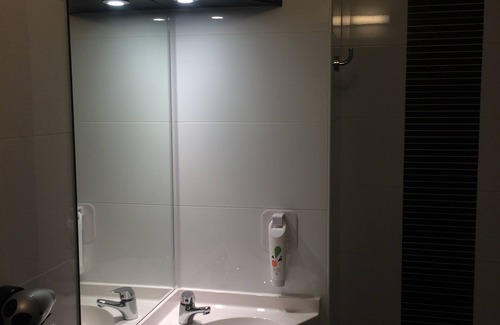 Val-de-Reuil Hotel | ibis Styles Rouen Val De Reuil