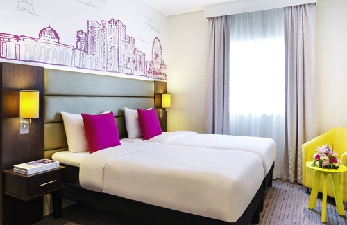 Al Majaz Hotel | ibis styles Sharjah Hotel
