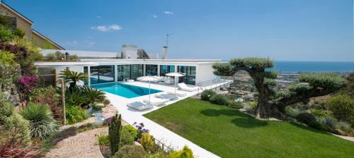 Mas Ram Villa | Ibiza style Barcelona luxury Villa