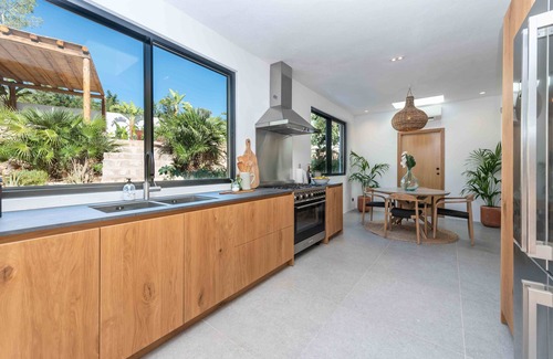 Sant Antoni de Portmany Villa | Ibiza villa with fantastic pool and stunning views.
