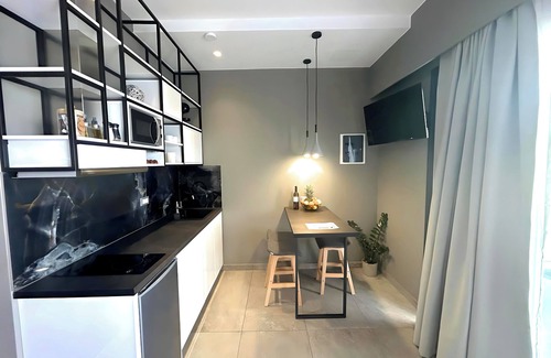 Vathi House | ICanes Suite Private Pool