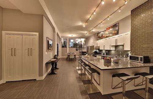 Downtown Edmonton Apartment | Ice District | 2 Kings | Private Parking | Patio