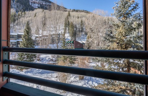 Telluride Condo | ICE HOUSE 305-Stylish Condo, Exquisite Central Location near Gondola